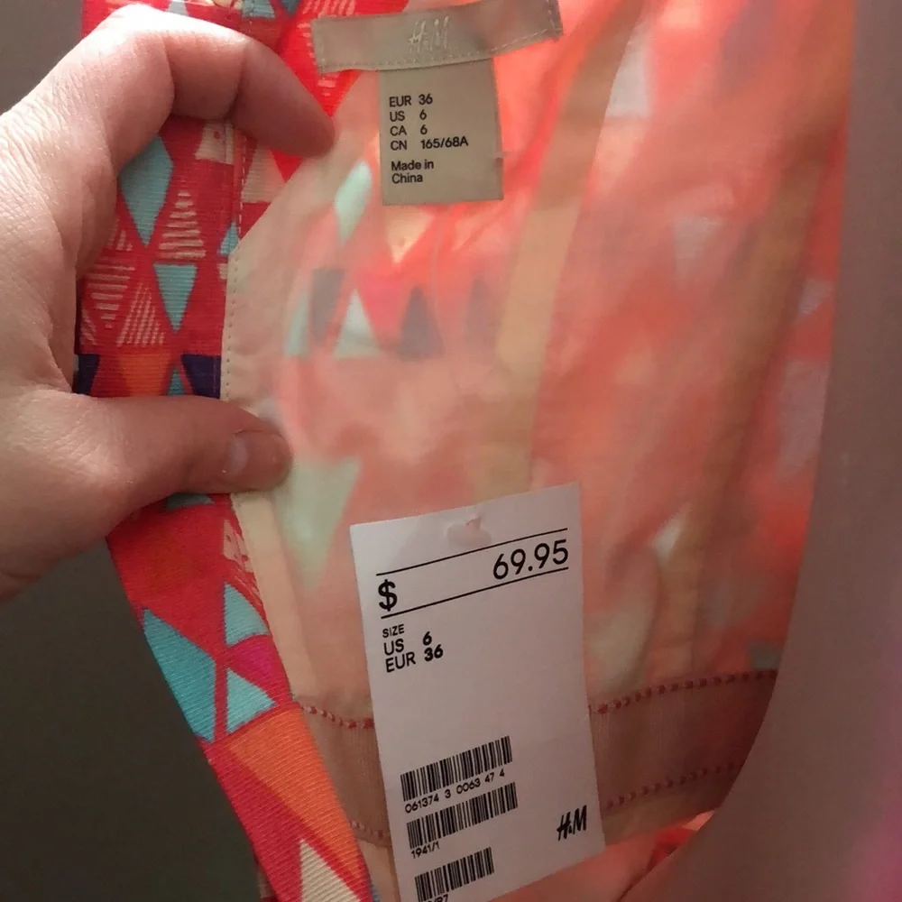 Funky Pattern Dress - Picture 3 of 4